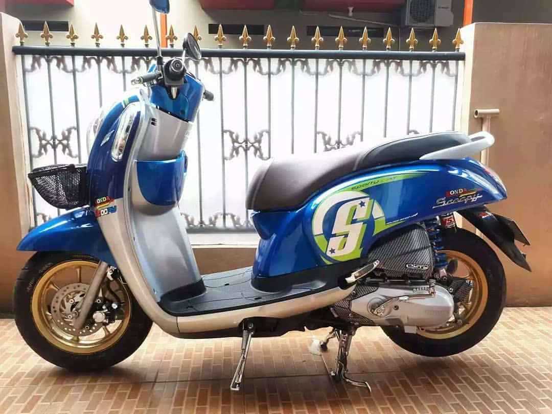 58 Foto Modifikasi Motor Scoopy Ring 12 Lebih Ciamik