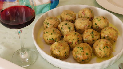 Knedle od kruha / Bread dumplings / Semmelknodel