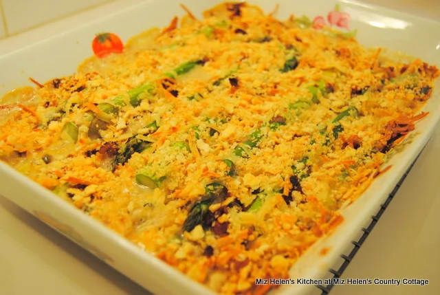 Fresh Asparagus Casserole at Miz Helen's Country Cottage