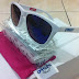 Code:SOF32 - Spec - Oakley - Frogskin - Frogskin Supreme White Blue Polarized (5 Star Greds)