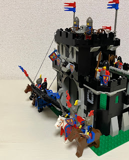 6085 ブラックドラゴン城　外観　跳ね橋