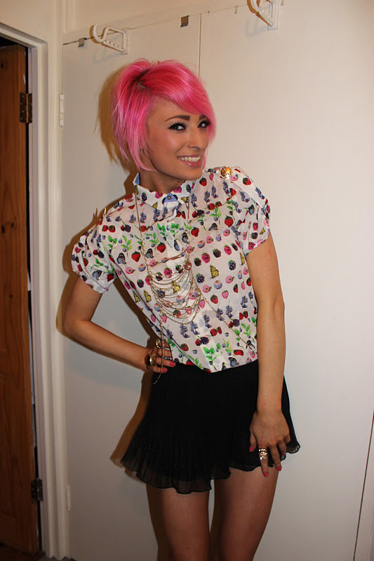 LULUTRIXABELLE - UK Fashion and Lifestyle Blog: January 2012