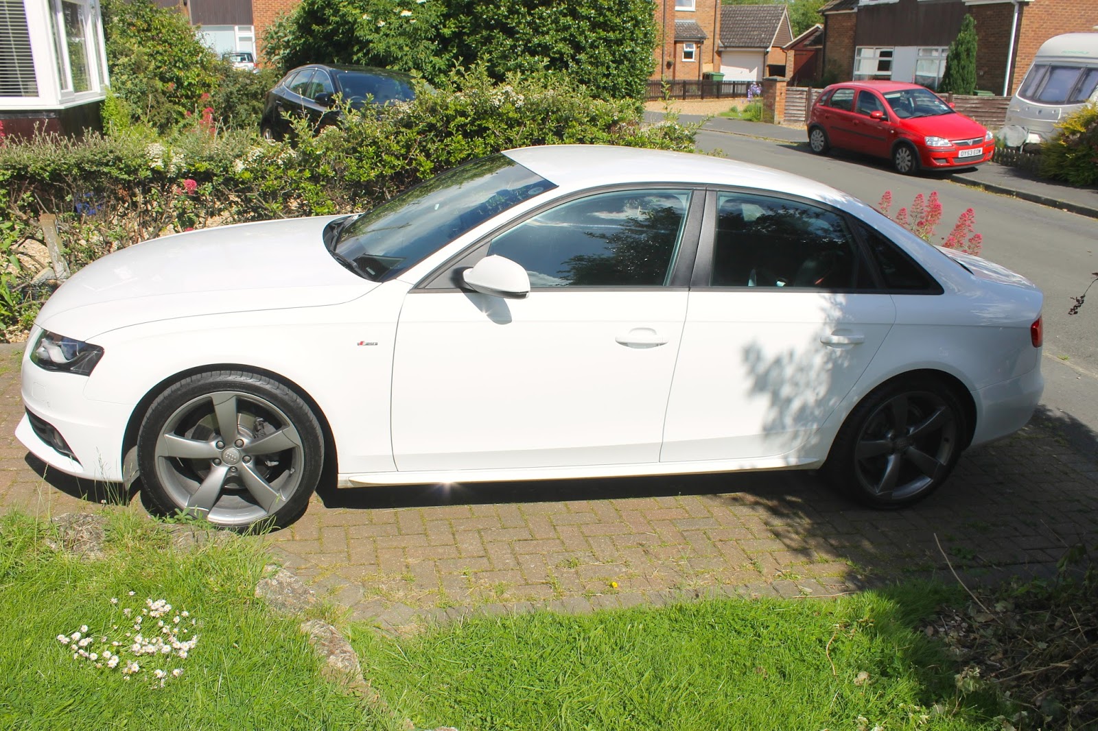 audi, audi a4, audi a4 white black edition