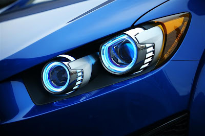 2010 Chevrolet Aveo RS Headlight View