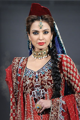 Maria B Lates Bridal Collection 2012,wedding dresses,brides dresses,brides dresses,wedding dress,designer wedding dresses,design wedding dresses,maria b bridal wear,wedding clothes,brides dress,pakistani wedding dresses,color wedding dresses,brides collection,maria b bridal,in wedding dresses,beautiful wedding dresses,brides clothingpakistani clothes,bridal clothes,pakistani clothing