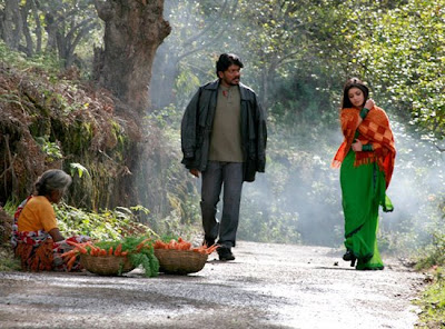 Parthiban and Chaya Singh in Kollywood Movie Vallamai Thaaraayo 