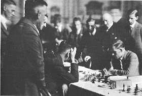 Partida de ajedrez Ángel Ribera contra Richter en la Olimpíada de Hamburgo de 1930