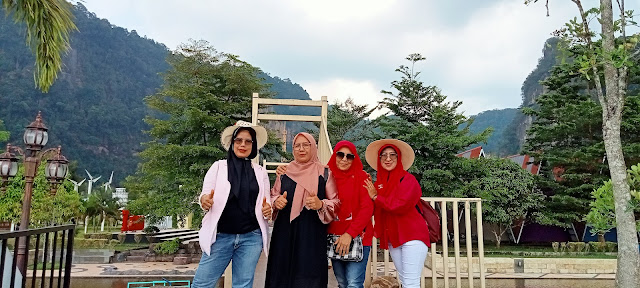 Destinasi Wisata Lembah Harau Sumatera Barat