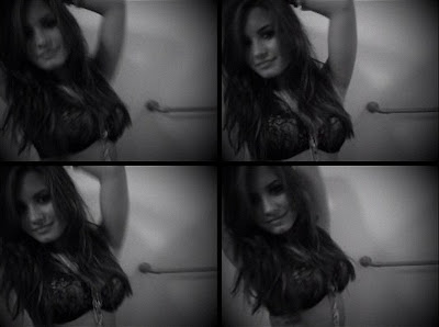 Demi Lovato sexy breasts