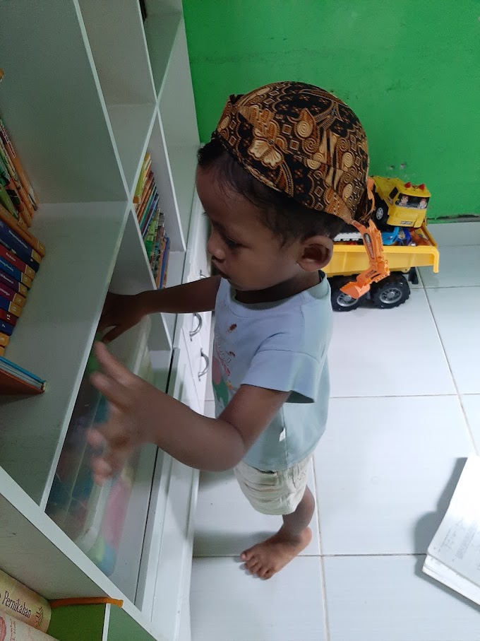 RTernyata anak umi sudah mulai berani kelayapan jauh-jauh ya.. hhmmm. 