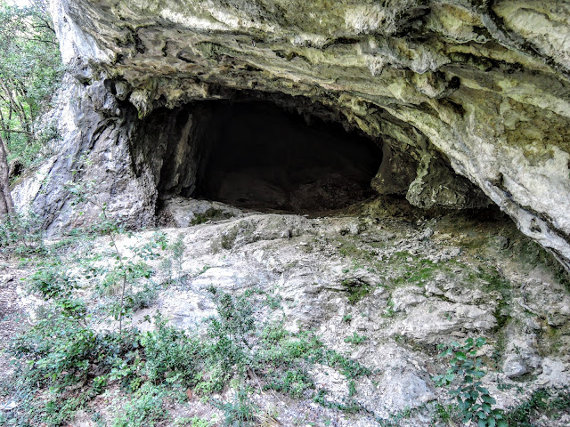 Grotta del Tambugione