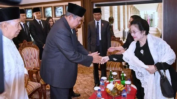 PDIP Vs PD Panas Lagi Gegara Cerita 'SBY Bilang Megawati Kecolongan'