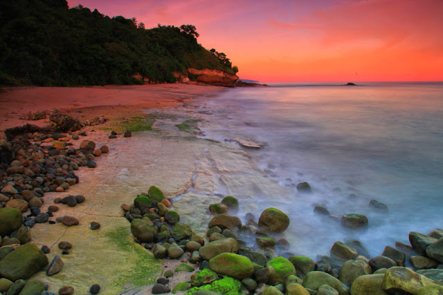 Pantai-paga-ntt