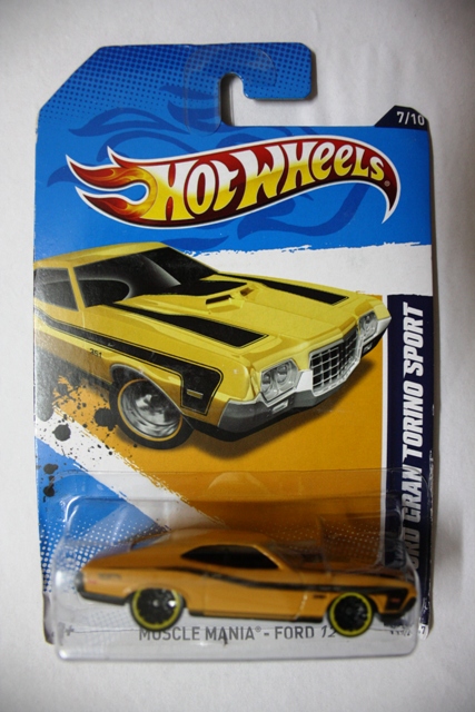HOT WHEELS'72 FORD GRAN TORINO SPORT 7 10 117 247 MUSCLE MANIA FORD 12