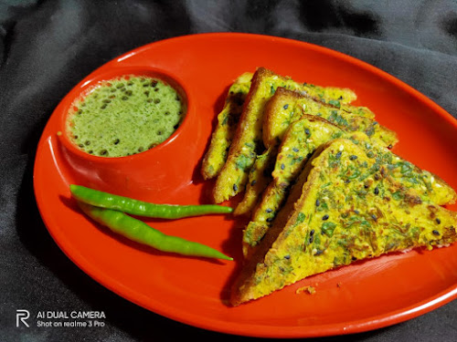 Methi Toast .. Fenugreek Toast final