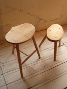 Beautiful stools with interestingly shaped seats from Japanese company Leben . (leben)