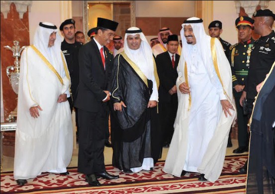 Kunjungan Raja Salman, Tamu Istimewa yang Bawa Perabotan Sendiri.. Subhanallah..