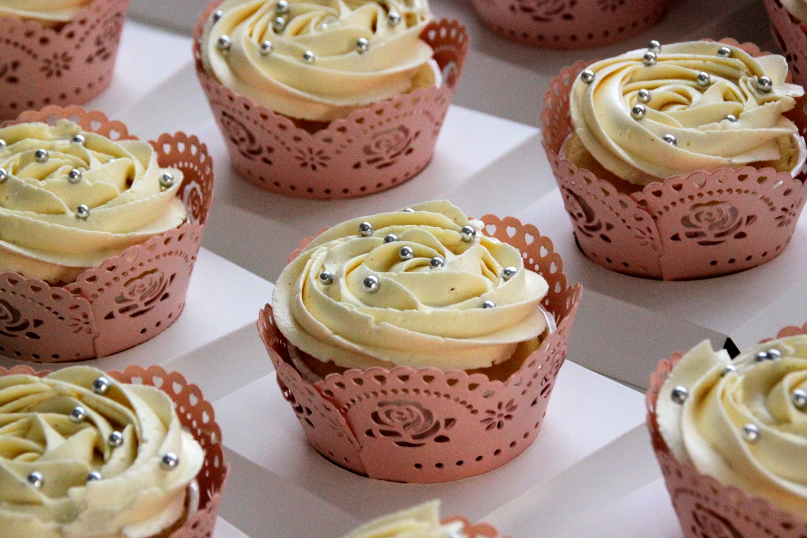 wedding cake favor boxes Celebrate with Cake!