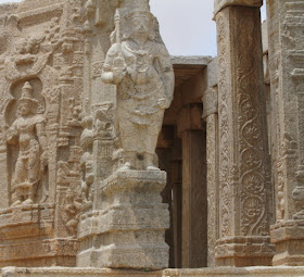 The gorgeous pillars of Veerbhadra Temple, Lepakshi, Andhra Pradesh