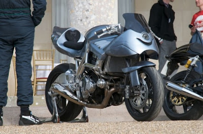Icon Sheene Superbike