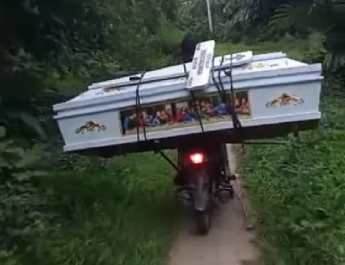 Video Peti Mati Diangkut Sepeda Motor Viral, Begini Penjelasannya