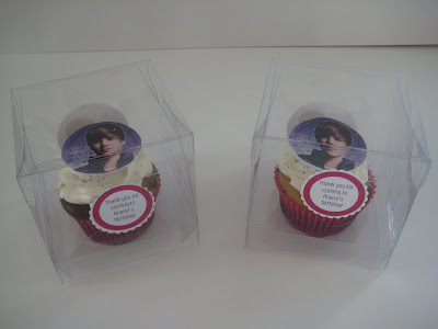 justin bieber cake. Justin Bieber Cupcake Loot