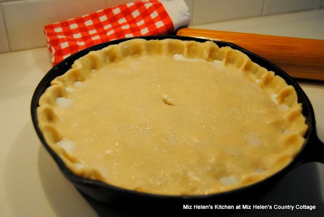 Apple Skillet Pie at Miz Helen's Country Cottage