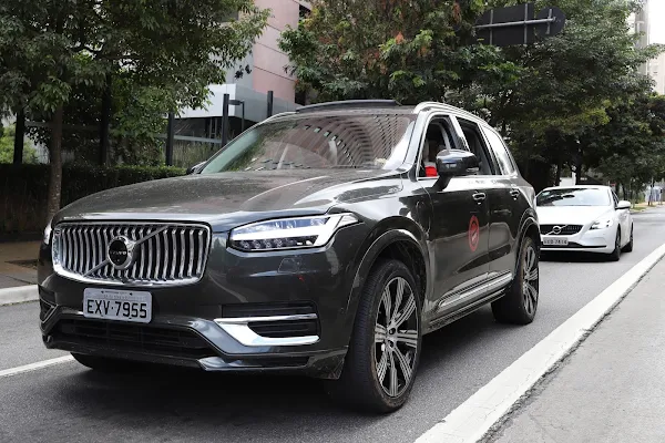 Volvo Car Brasil emprestará frota de veículos híbridos para profissionais de saúde