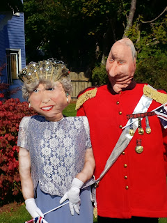 Nova Scotia Scarecrow Festival, The Queen Scarecrow, Mahone Bay