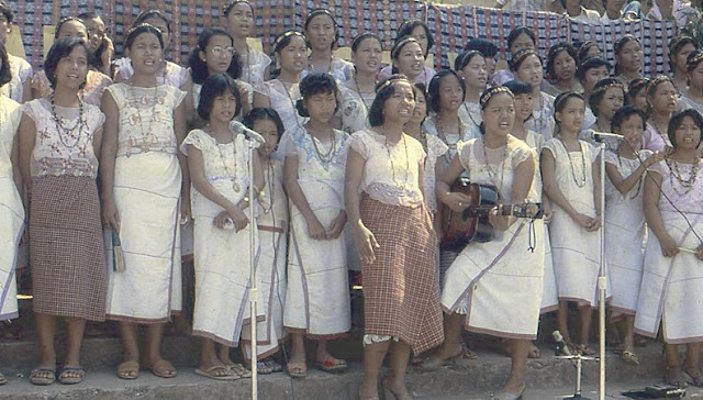 Tinguian women singing