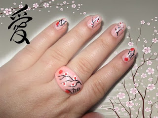 Nail Art Fashion Japanese Style with French Touch