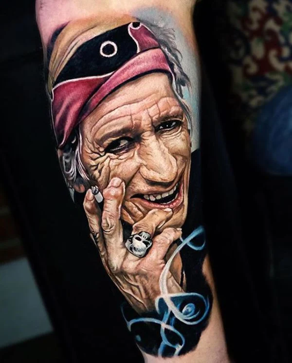 Foto de un tatuaje de estilo original