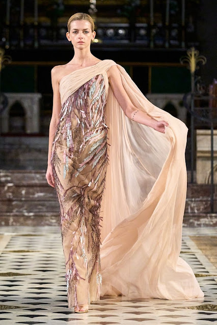 Défilé Alin Le'Kal à la Fashion Week Haute Couture Paris printemps été 2023
