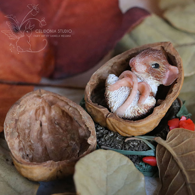 Mini scultura Walnut Fairy Mouse