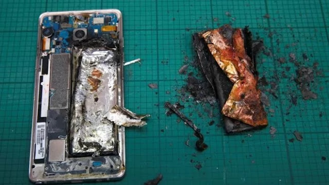 US bans Galaxy Note 7 phones on flights