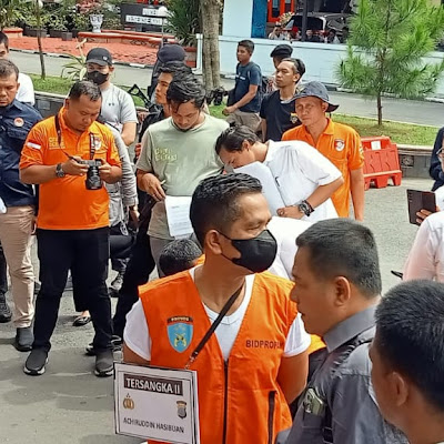Ken Admiral Minta Ganti Rugi Kaca Spion Mobil kepada Anak AKBP AH, Ini Reka Adegannya