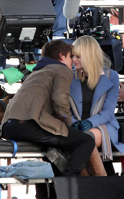 Andrew Garfield and Emma Stone on the set of 