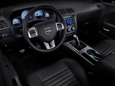 2012 dodge challenger interior