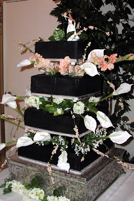 black wedding cakes