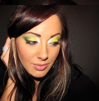 beautiful green makeup