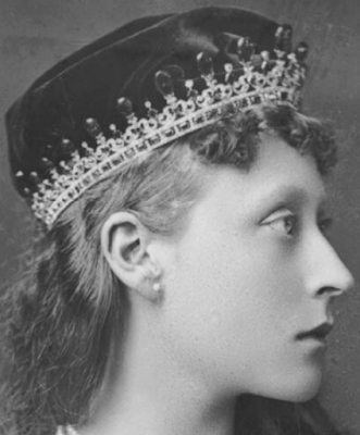 emerald tiara queen victoria united kingdom kitching princess hesse marchioness milford haven