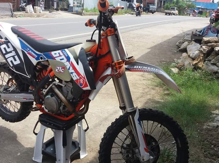 Jual trail KTM  sixdays excf 250 2019 harga pling murah 