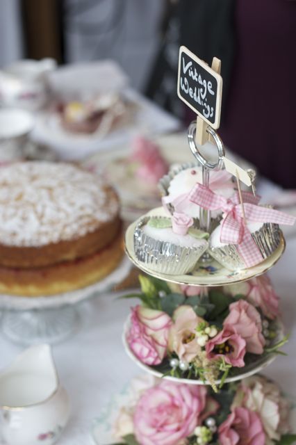 I exhibited at the vintage wedding fair on Sunday and it was amazing