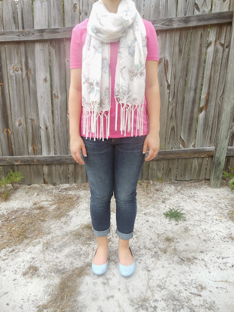 Capsule Wardrobe Outfit #4: Pink and Cinderella Blue. Bright pink tee, adorable scarf, scalloped Cinderella blue flats, skinny jeans. #BowsandClothes #outfit #cinderella