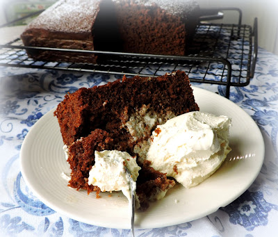 Blue Ribbon Gingerbread