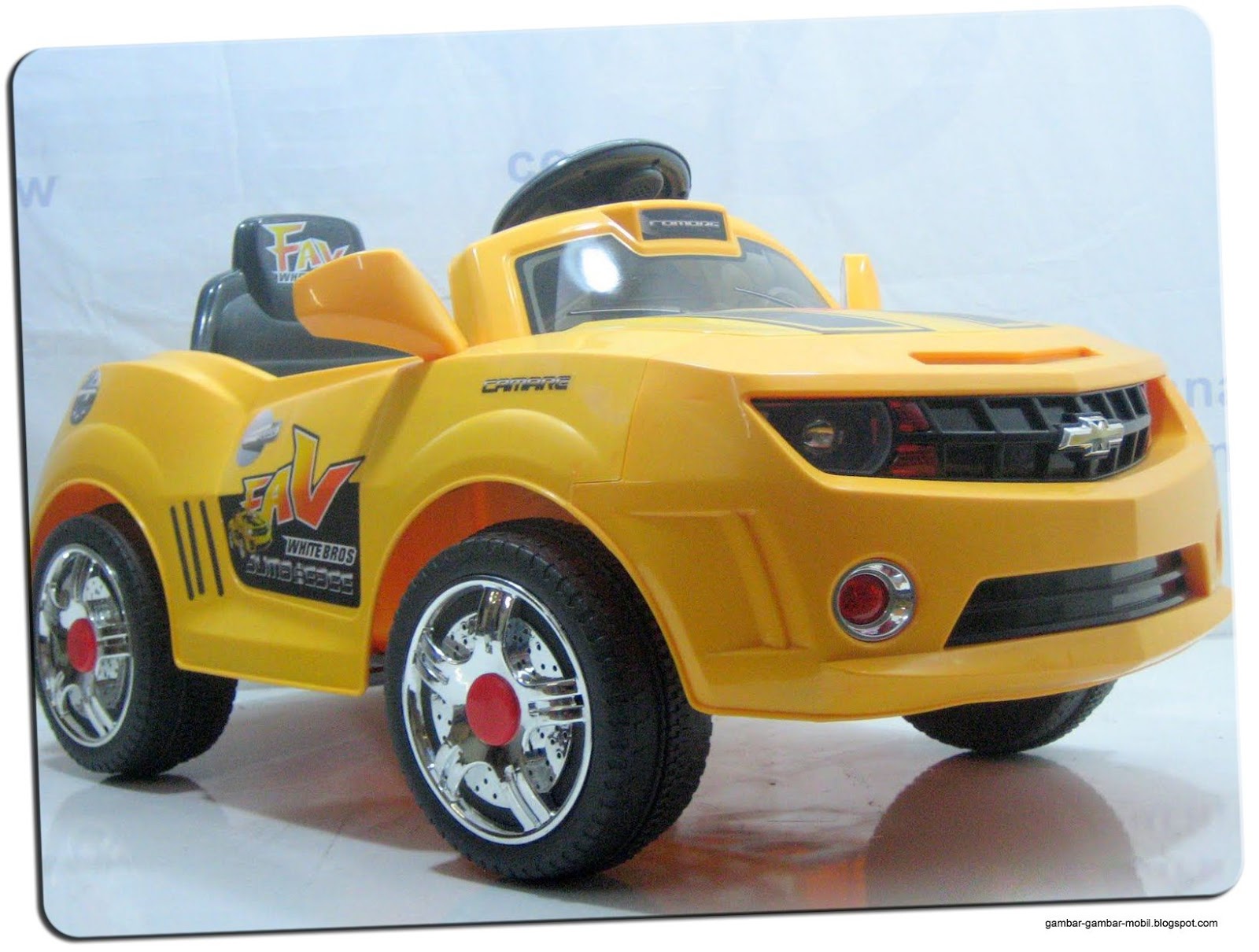  Mobil  Mainan  Anak Yang Bisa Dinaiki Gambar  Gambar  Mobil 