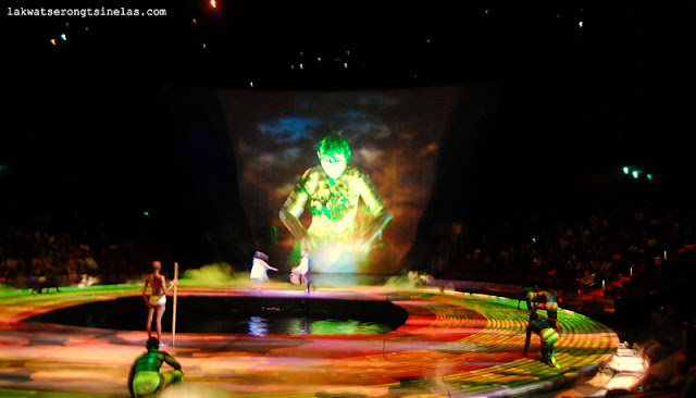 MACAU | MESMERIZED AT THE HOUSE OF DANCING WATER SHOW 