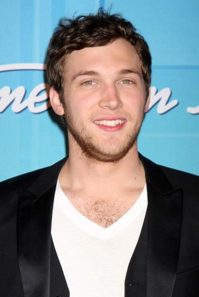 Phillip Phillips Speaks on Surgery » Gossip