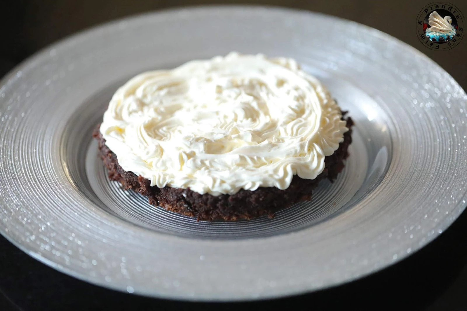 Gâteau vanille Nutella, praliné aux noisettes et crème à la  fleur d'oranger (pas à pas en photos)