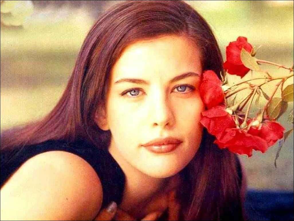 Only Wallpapers: Liv Tyler